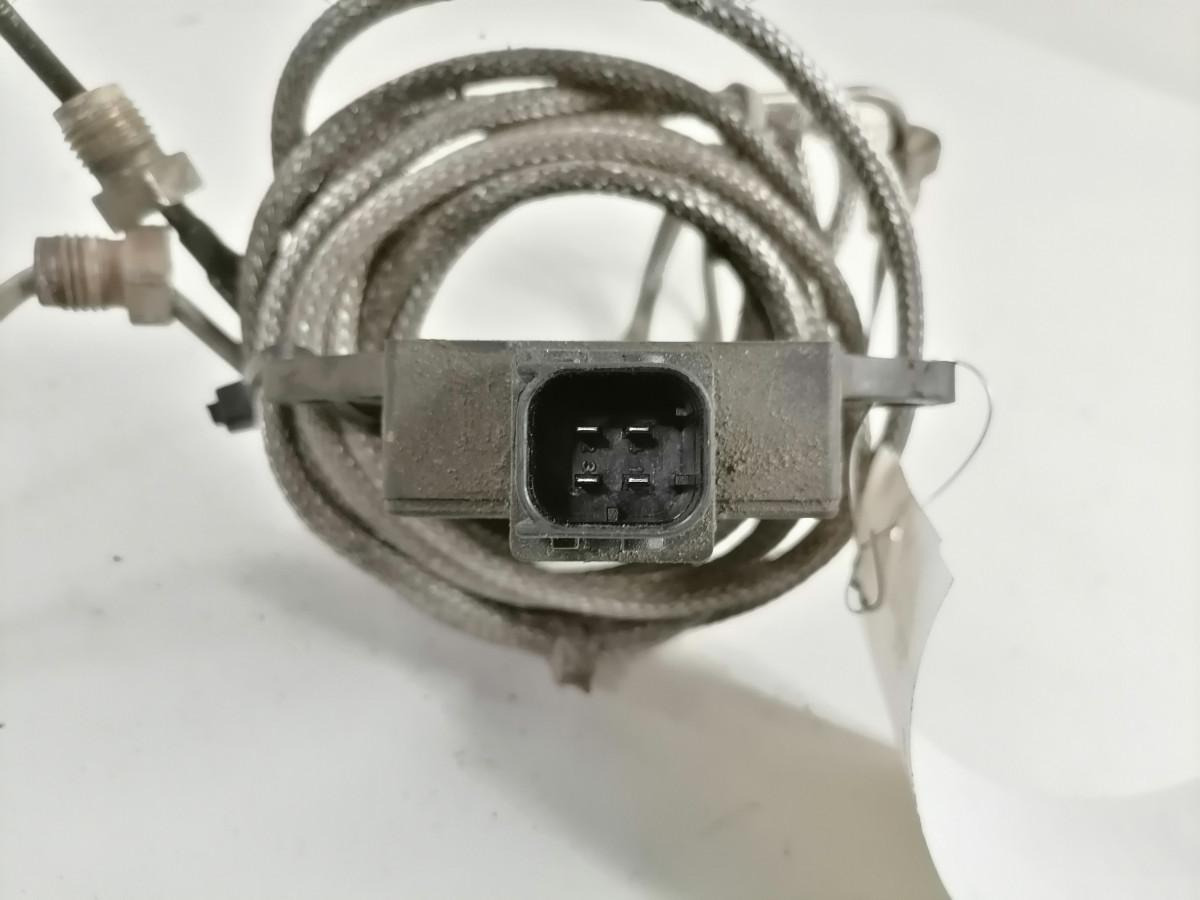 Scania Andur, heitgaaside temperatuur 2301359 - Sensor para Camión: foto 3 Scania Andur, heitgaaside temperatuur 2301359 - Sensor para Camión: foto 3