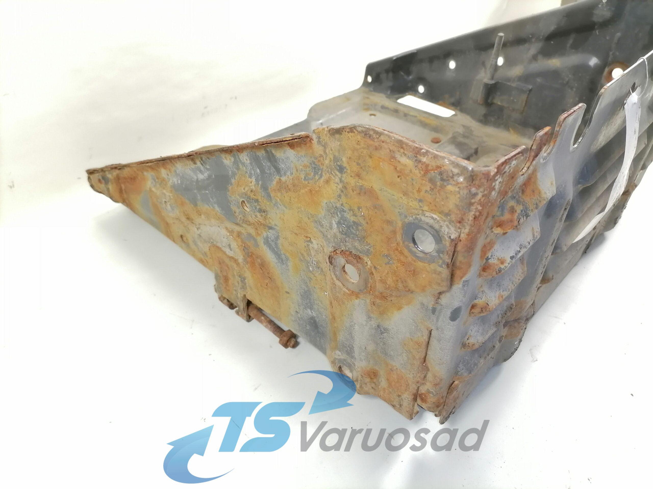 Scania Battery box 2140666 - Acumulador para Camión: foto 4 Scania Battery box 2140666 - Acumulador para Camión: foto 4