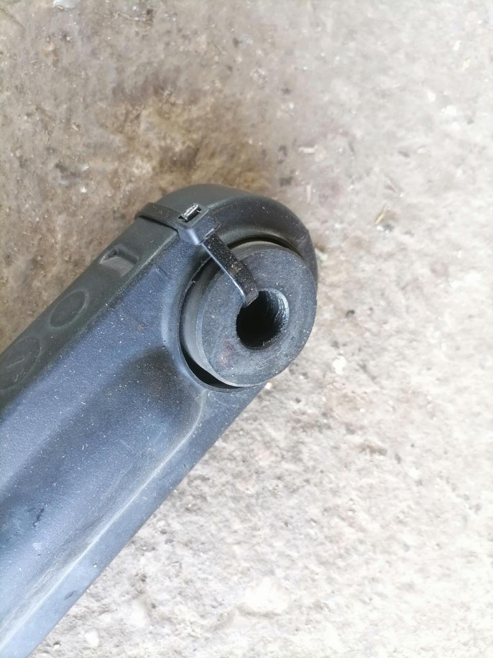 Scania Cab tilting cylinder 2567559 - Suspensión de cabina para Camión: foto 5 Scania Cab tilting cylinder 2567559 - Suspensión de cabina para Camión: foto 5