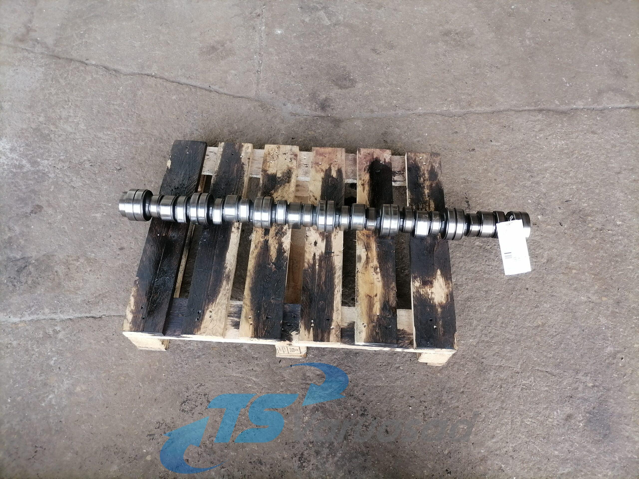 Scania Camshaft 1509917 - Árbol de levas para Camión: foto 1 Scania Camshaft 1509917 - Árbol de levas para Camión: foto 1