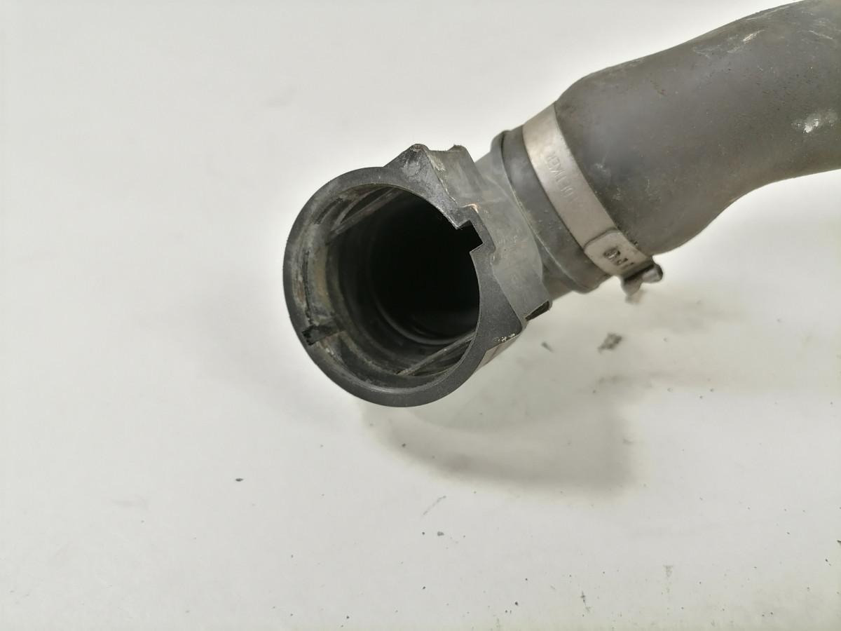 Scania Coolant pipe 2336179 - Sistema de refrigeración para Camión: foto 3 Scania Coolant pipe 2336179 - Sistema de refrigeración para Camión: foto 3