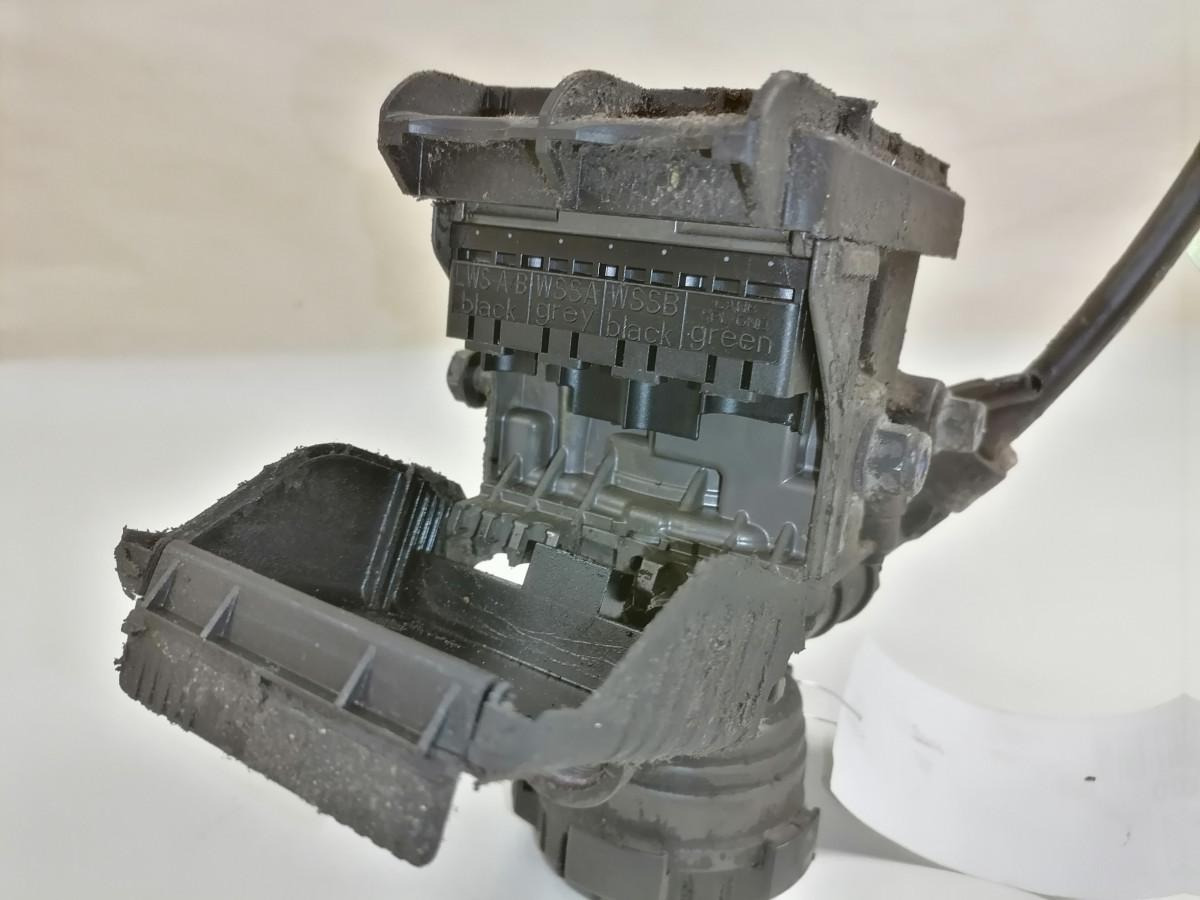 Scania EBS brake valve 2653379 - Válvula de freno para Camión: foto 3 Scania EBS brake valve 2653379 - Válvula de freno para Camión: foto 3