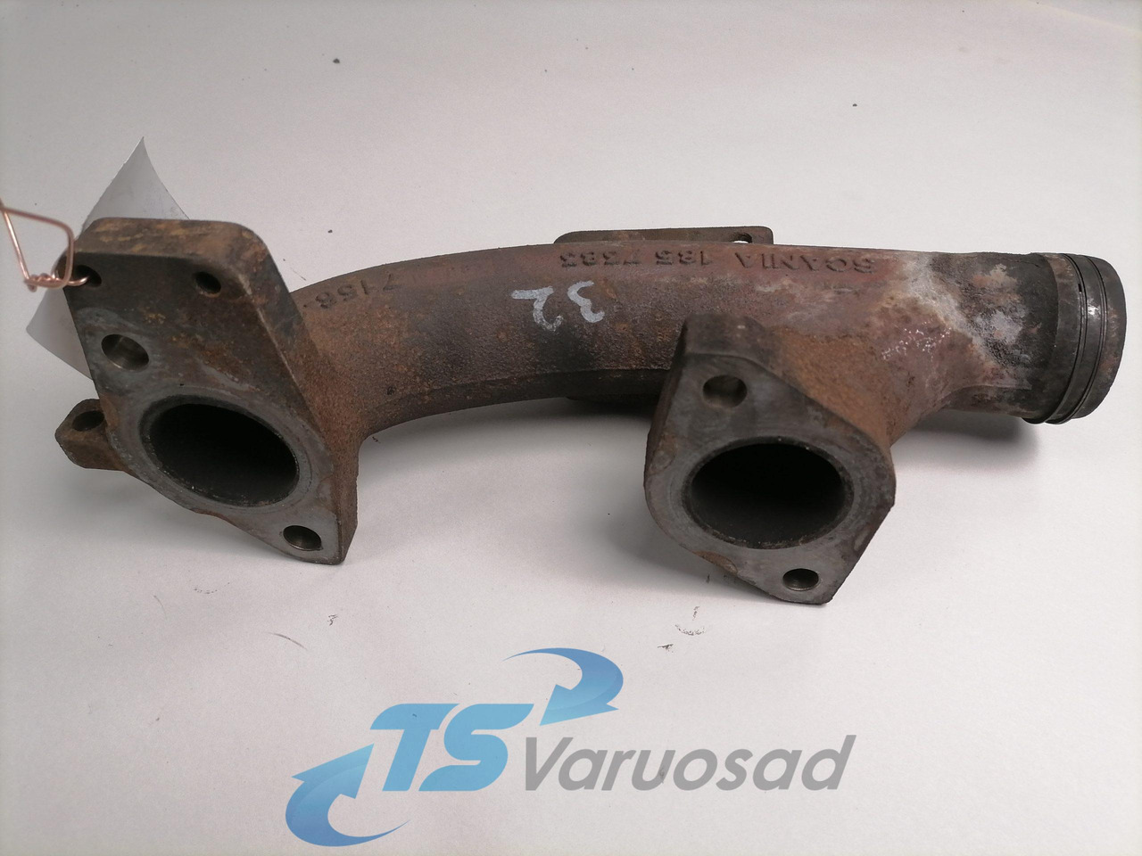 Scania Exhaust mainfold 1857383 - Colector de escape para Camión: foto 4 Scania Exhaust mainfold 1857383 - Colector de escape para Camión: foto 4