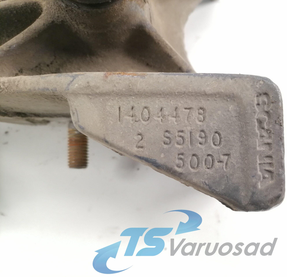 Scania Front bumper carrier 1404478 - Parachoques para Camión: foto 2 Scania Front bumper carrier 1404478 - Parachoques para Camión: foto 2