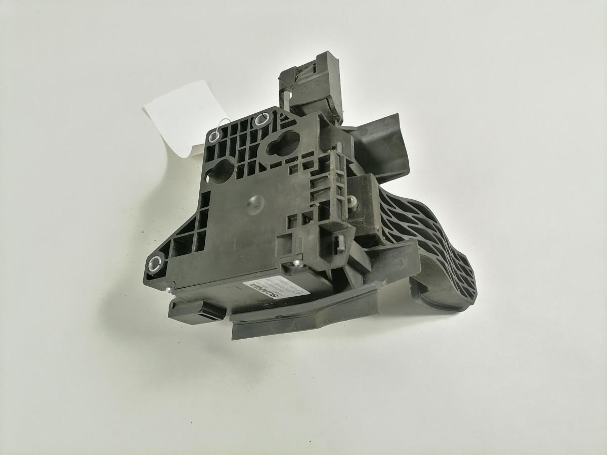 Scania Gaasipedaal 2055138 - Procesamiento de combustible para Camión: foto 4 Scania Gaasipedaal 2055138 - Procesamiento de combustible para Camión: foto 4