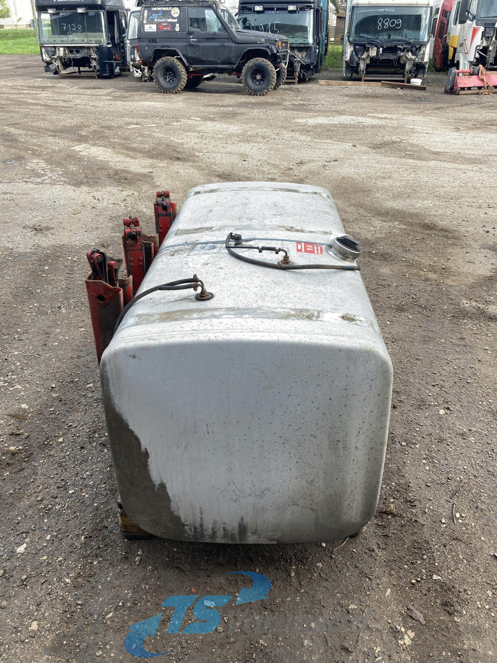 Scania Kütusepaak 600L 1517308 - Depósito de combustible para Camión: foto 5 Scania Kütusepaak 600L 1517308 - Depósito de combustible para Camión: foto 5