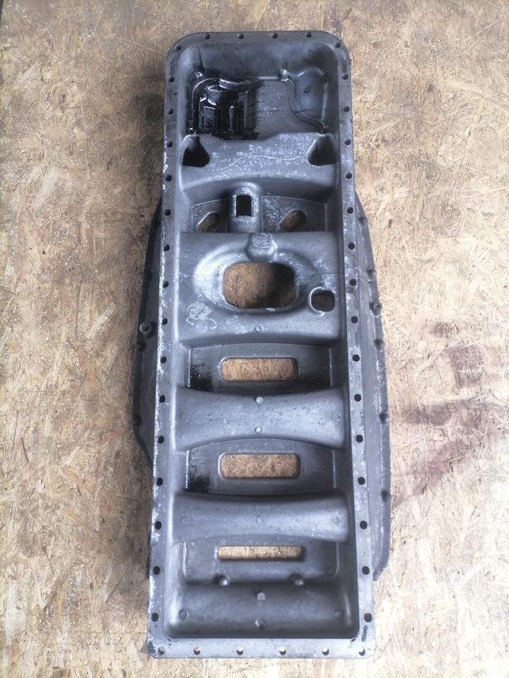 Scania Ladder frame 1942851 - Cárter de aceite para Camión: foto 5 Scania Ladder frame 1942851 - Cárter de aceite para Camión: foto 5