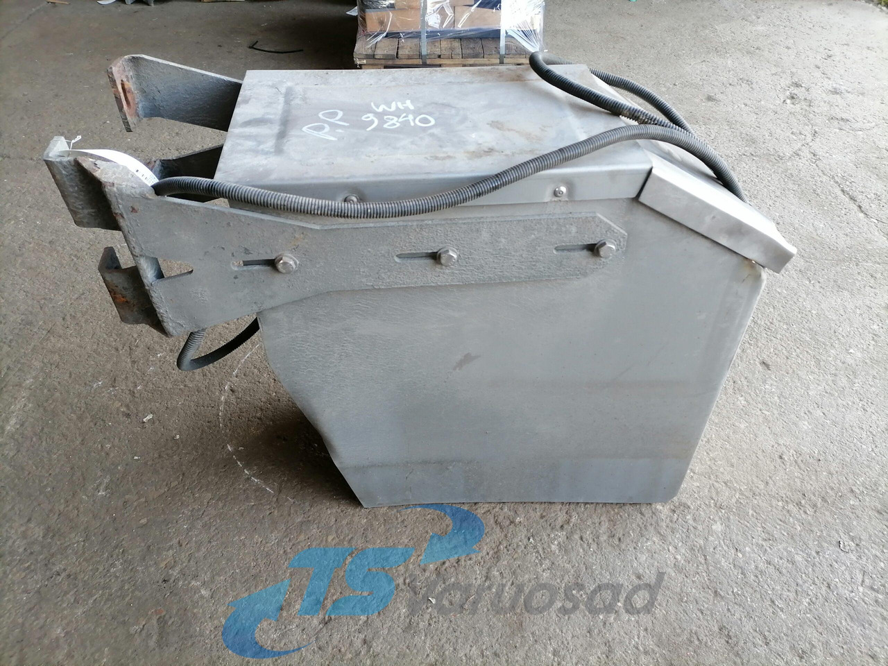 Scania Liivakast S90 - Pieza universal para Camión: foto 3 Scania Liivakast S90 - Pieza universal para Camión: foto 3