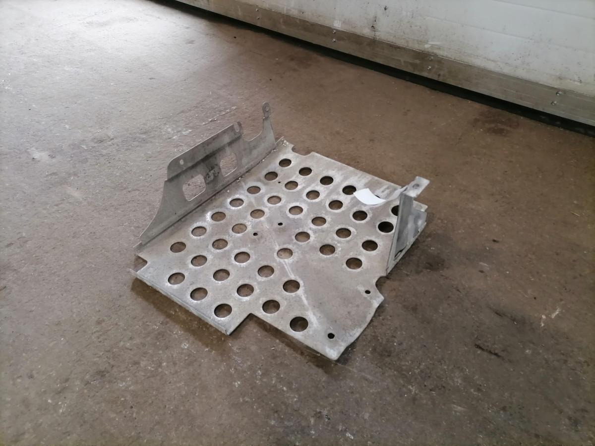 Scania Muffler cover 1783189 - Silenciador para Camión: foto 3 Scania Muffler cover 1783189 - Silenciador para Camión: foto 3