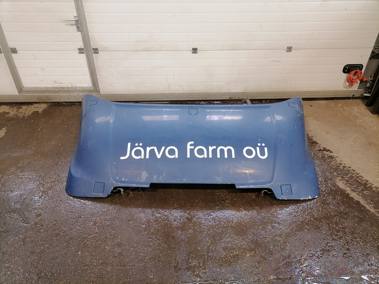 Scania Scania cab wind deflector, roof 1757973 - Aerodinámica/ Spoiler para Camión: foto 1 Scania Scania cab wind deflector, roof 1757973 - Aerodinámica/ Spoiler para Camión: foto 1