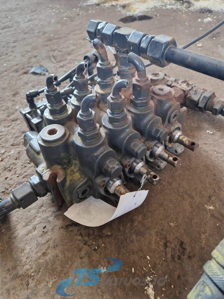 Universaalne Hydraulic control - Hidráulica para Camión: foto 1 Universaalne Hydraulic control - Hidráulica para Camión: foto 1