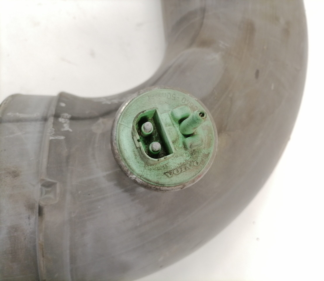 Volvo Air intake 1675536 - Sistema de admisión de aire para Camión: foto 3 Volvo Air intake 1675536 - Sistema de admisión de aire para Camión: foto 3