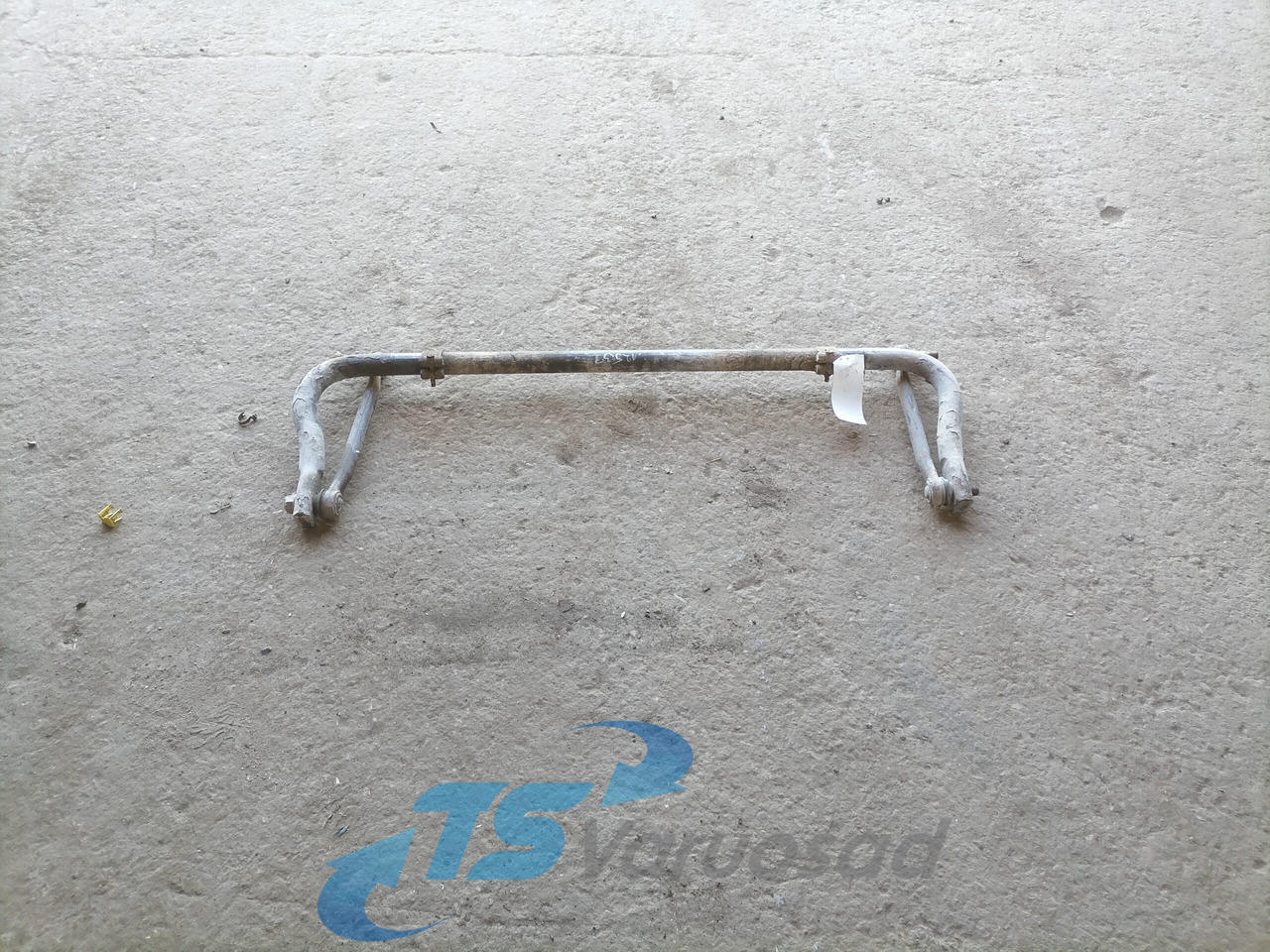 Volvo Anti-roll bar 22357937 - Barra estabilizadora para Camión: foto 1 Volvo Anti-roll bar 22357937 - Barra estabilizadora para Camión: foto 1