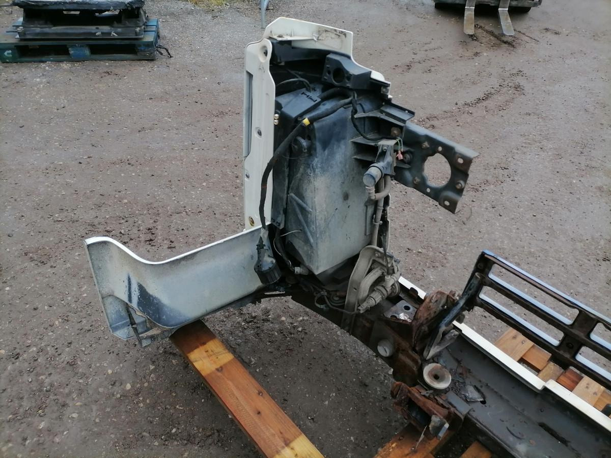 Volvo Bumper 20467442 - Parachoques para Camión: foto 3 Volvo Bumper 20467442 - Parachoques para Camión: foto 3