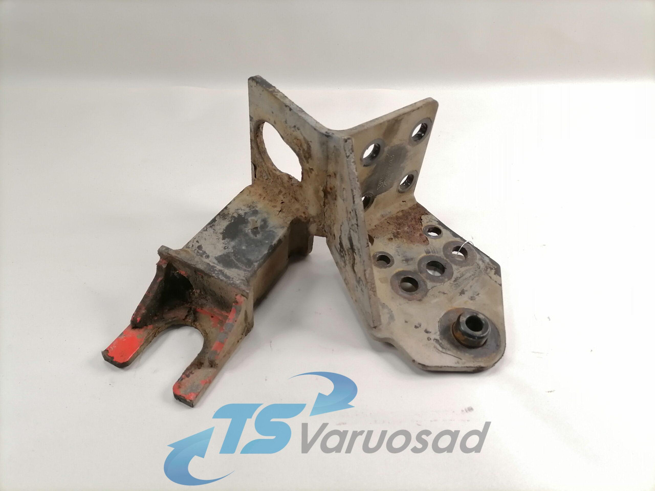 Volvo Bumper bracket 20499243 - Parachoques para Camión: foto 1 Volvo Bumper bracket 20499243 - Parachoques para Camión: foto 1