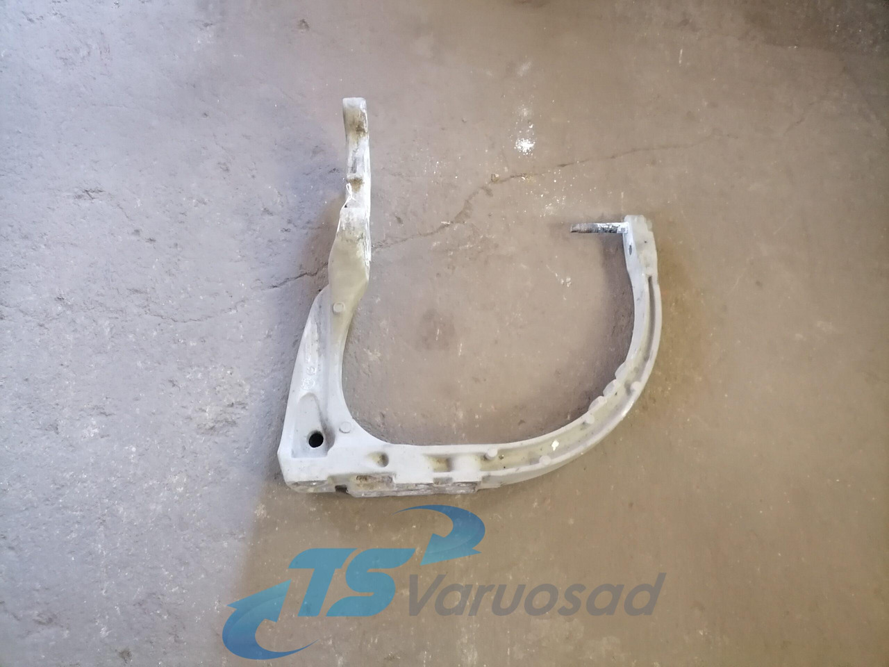 Volvo Muffler carrier 21638271 - Silenciador para Camión: foto 2 Volvo Muffler carrier 21638271 - Silenciador para Camión: foto 2