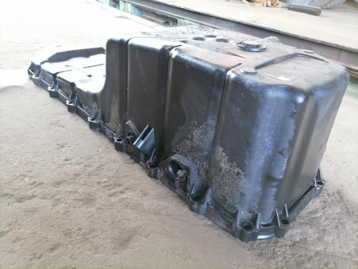 Volvo Oil sump 20720870 - Cárter de aceite para Camión: foto 4 Volvo Oil sump 20720870 - Cárter de aceite para Camión: foto 4