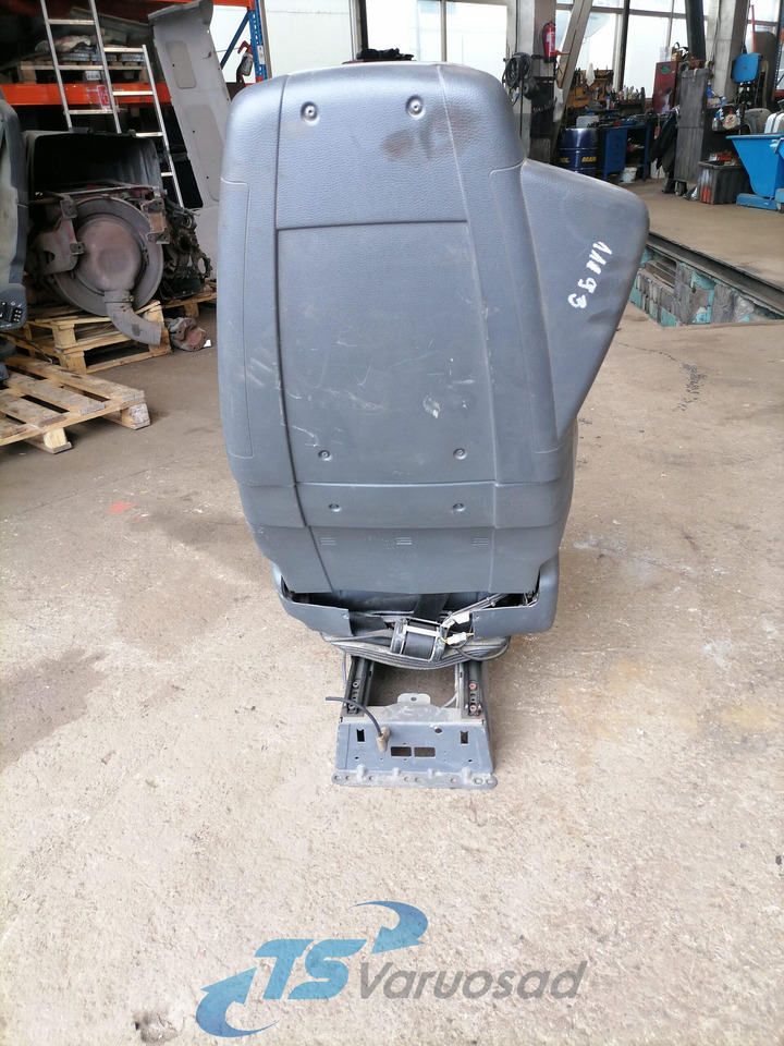 Volvo Passenger seat - Asiento para Camión: foto 5 Volvo Passenger seat - Asiento para Camión: foto 5