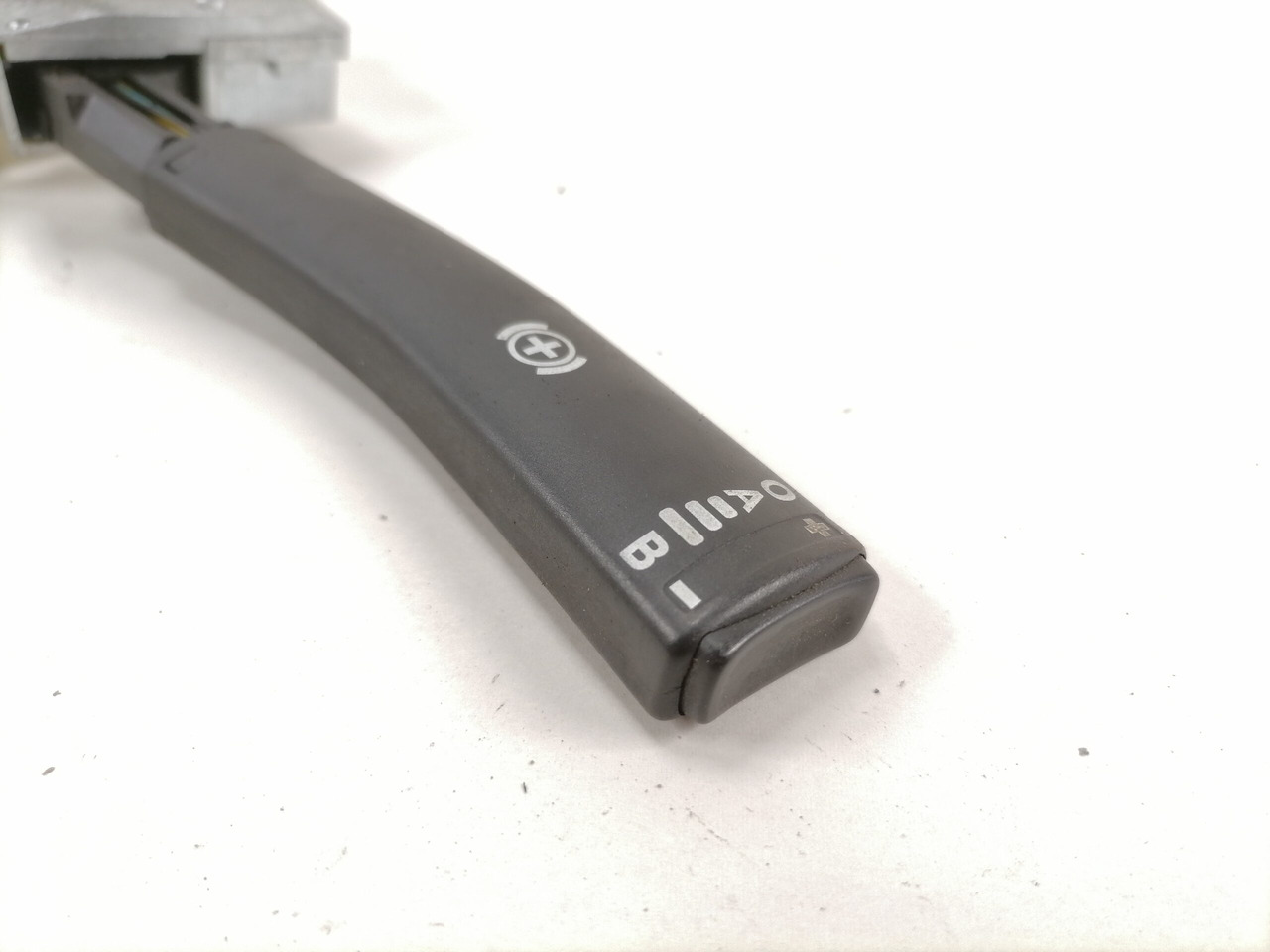 Volvo Switch 20399175 - Sistema eléctrico para Camión: foto 2 Volvo Switch 20399175 - Sistema eléctrico para Camión: foto 2