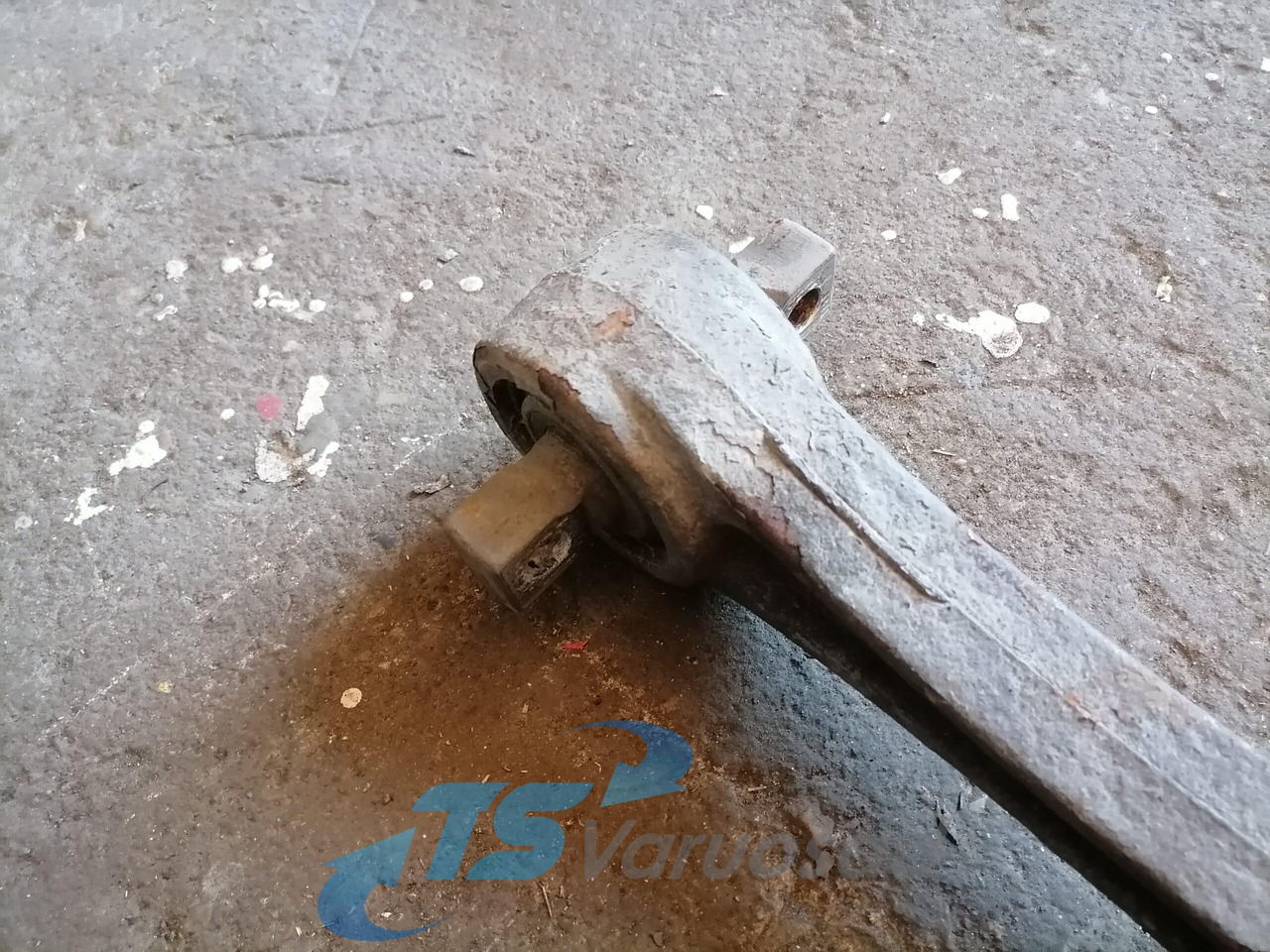 Volvo Torque rod 21196798 - Eje y piezas para Camión: foto 2 Volvo Torque rod 21196798 - Eje y piezas para Camión: foto 2