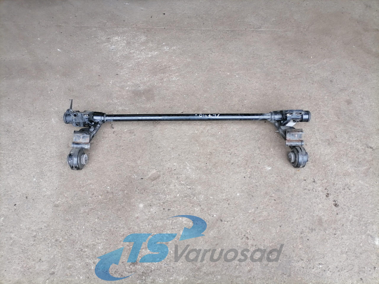 Volvo Volvo FH kabiini torsioonvarras 22004643 - Suspensión de cabina para Camión: foto 1 Volvo Volvo FH kabiini torsioonvarras 22004643 - Suspensión de cabina para Camión: foto 1