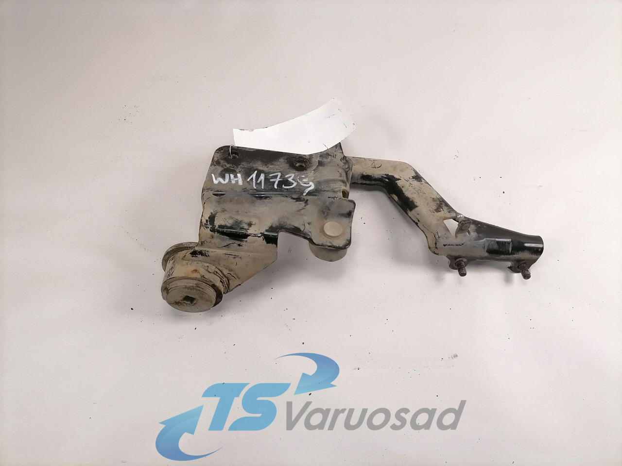 Volvo lower grille carrier hinge 20528507 - Parrilla para Camión: foto 1 Volvo lower grille carrier hinge 20528507 - Parrilla para Camión: foto 1