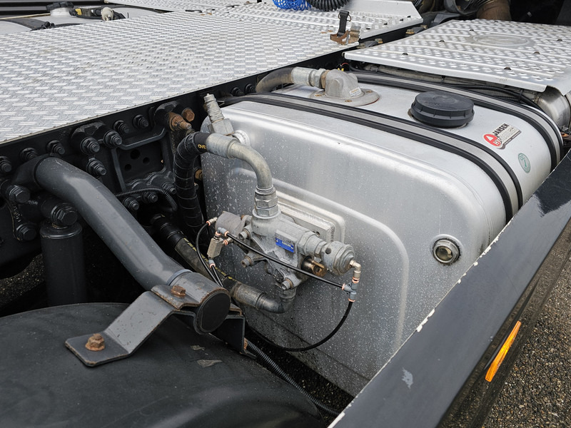 Mercedes-Benz ACTROS 2342 / 6x2 / HYDRAULIC / - Cabeza tractora: foto 5 Mercedes-Benz ACTROS 2342 / 6x2 / HYDRAULIC / - Cabeza tractora: foto 5