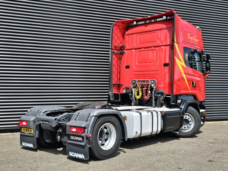 Scania R520 / V8 / 4x2 / 2 TANKS / RETARDER - Cabeza tractora: foto 2 Scania R520 / V8 / 4x2 / 2 TANKS / RETARDER - Cabeza tractora: foto 2
