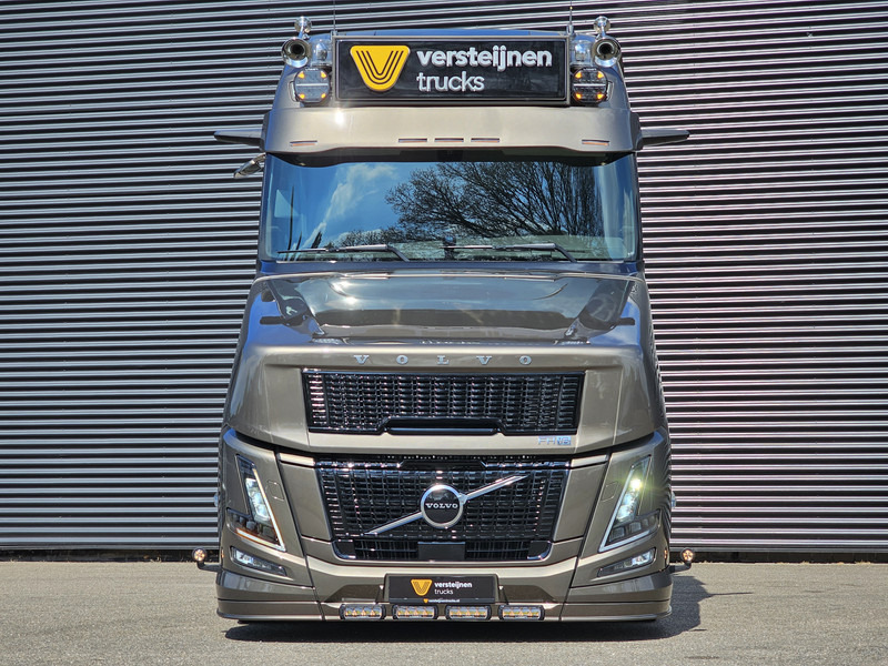 Volvo VT5 AERO 780 XXL / 6x2 TORPEDO / BOOGIE / SPECIAL / SHOW - Cabeza tractora: foto 3 Volvo VT5 AERO 780 XXL / 6x2 TORPEDO / BOOGIE / SPECIAL / SHOW - Cabeza tractora: foto 3