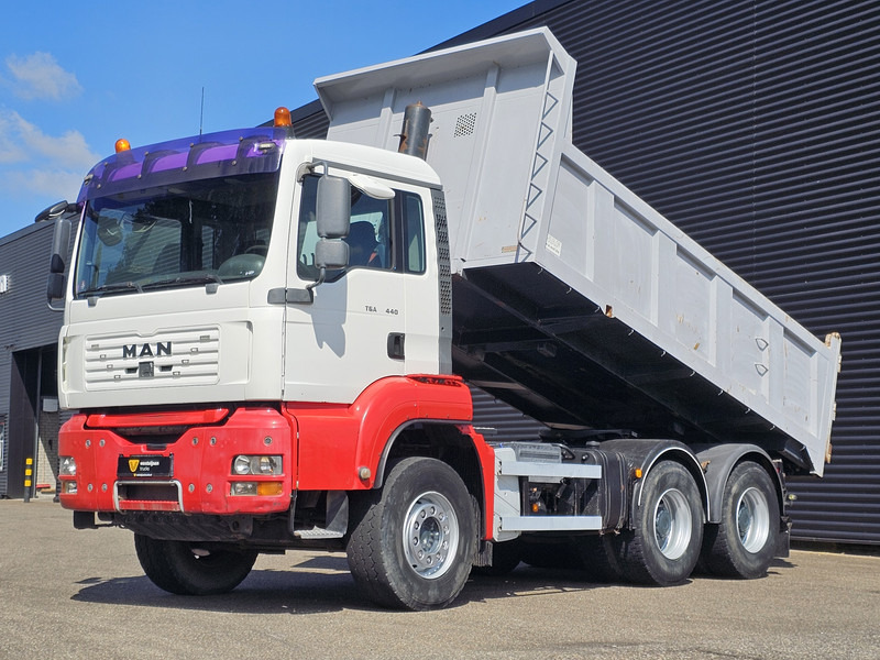 MAN TGA 26.440 6x4 / TIPPER - TRACTOR COMBI / SPRING / BIG AXLE - Camión volquete: foto 1 MAN TGA 26.440 6x4 / TIPPER - TRACTOR COMBI / SPRING / BIG AXLE - Camión volquete: foto 1