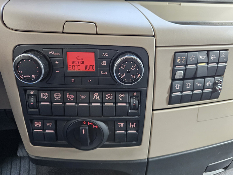 Leasing de MAN TGS 35.500 8x4-6 / PALFINGER 92 t/m CRANE +JIB MAN TGS 35.500 8x4-6 / PALFINGER 92 t/m CRANE +JIB: foto 20