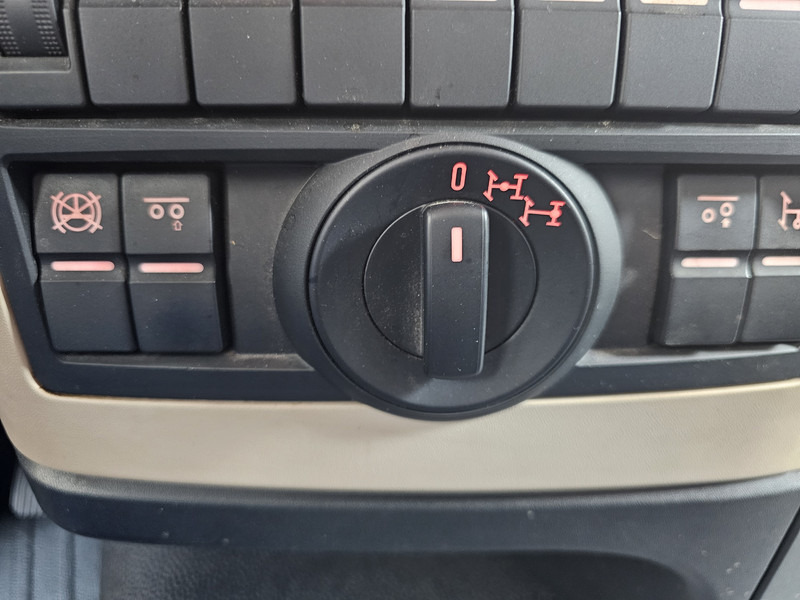 Leasing de MAN TGS 35.500 8x4-6 / PALFINGER 92 t/m CRANE +JIB MAN TGS 35.500 8x4-6 / PALFINGER 92 t/m CRANE +JIB: foto 18