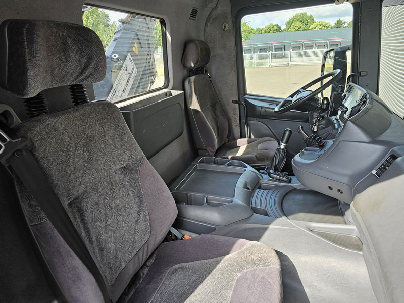 Leasing de Scania R114.340 6x2 / HIAB CRANE + 25T HOOKLIFT Scania R114.340 6x2 / HIAB CRANE + 25T HOOKLIFT: foto 14 Leasing de Scania R114.340 6x2 / HIAB CRANE + 25T HOOKLIFT Scania R114.340 6x2 / HIAB CRANE + 25T HOOKLIFT: foto 14