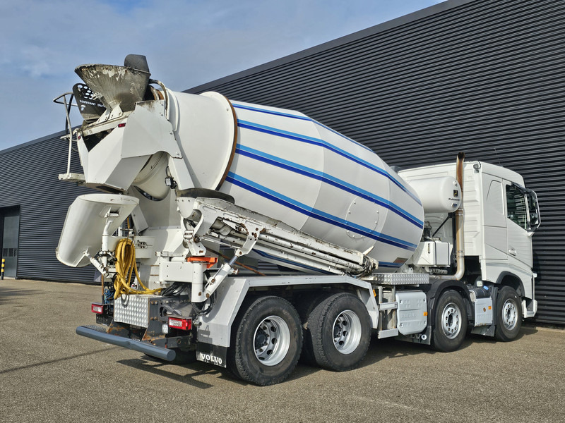 Volvo FH 540 8x4 / BOOGIE LIFT / 10m3 PUTZMEISTER - CONCRETE-MIXER / BETON-MISCHER - Camión hormigonera: foto 5 Volvo FH 540 8x4 / BOOGIE LIFT / 10m3 PUTZMEISTER - CONCRETE-MIXER / BETON-MISCHER - Camión hormigonera: foto 5