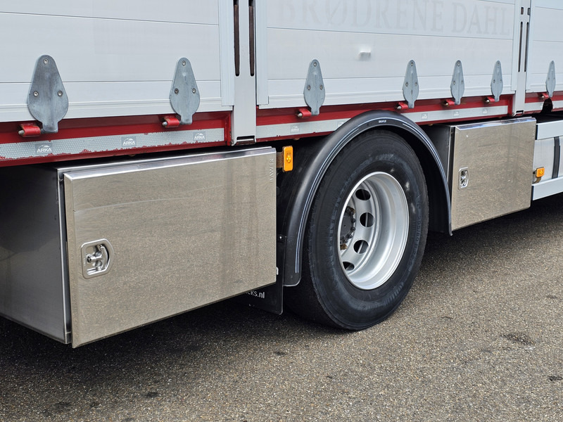 Camión caja abierta, Camión grúa Volvo FM 330 4x2 / EFFER 12.5 t/m CRANE / KRAN: foto 15