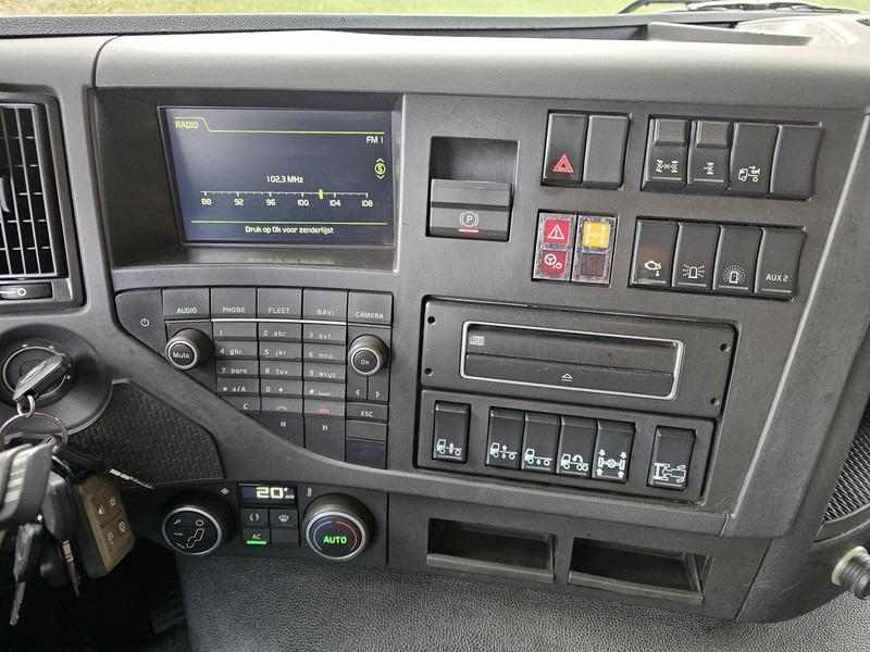 Camión multibasculante, Camión grúa Volvo FM 460 8x6 / PALFINGER EPSILON / HOOKLIFT: foto 15 Camión multibasculante, Camión grúa Volvo FM 460 8x6 / PALFINGER EPSILON / HOOKLIFT: foto 15