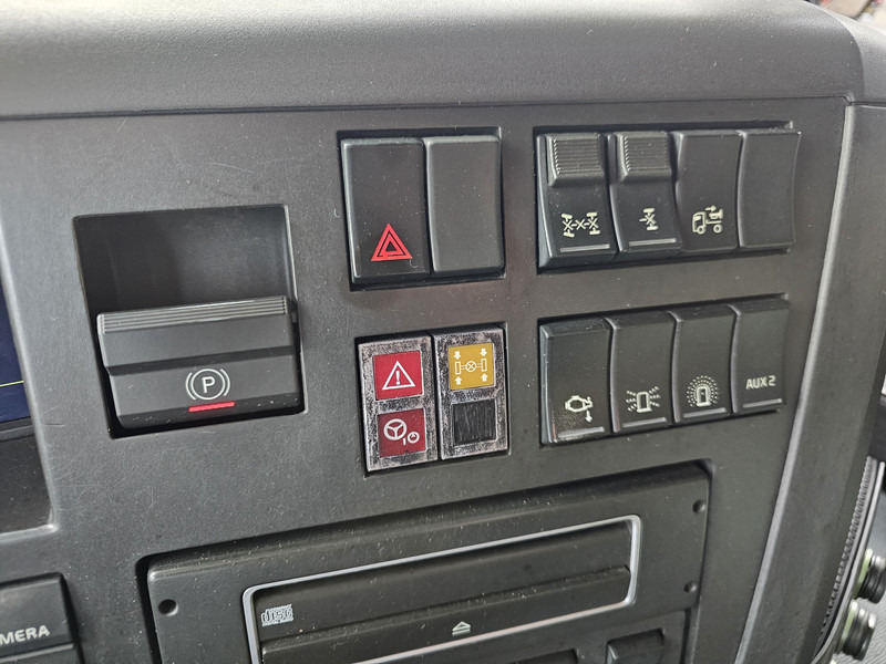 Camión multibasculante, Camión grúa Volvo FM 460 8x6 / PALFINGER EPSILON / HOOKLIFT: foto 17 Camión multibasculante, Camión grúa Volvo FM 460 8x6 / PALFINGER EPSILON / HOOKLIFT: foto 17