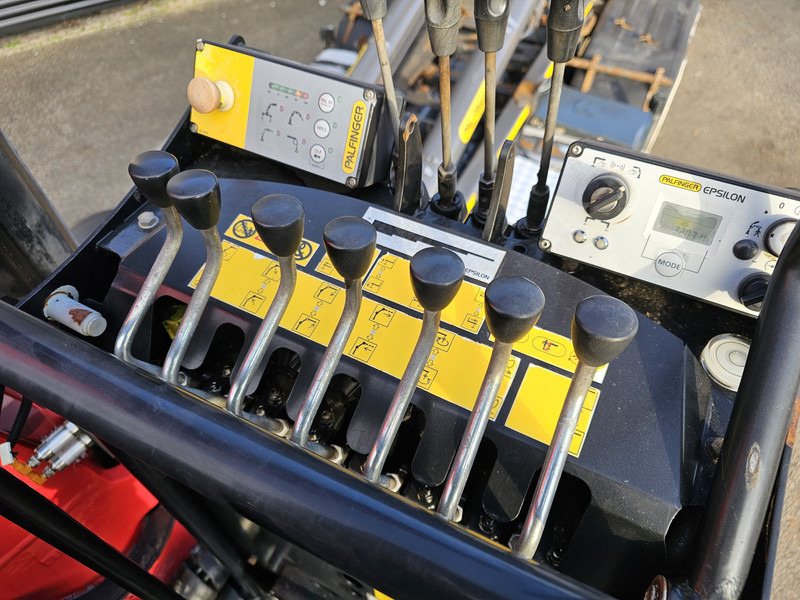 Camión multibasculante, Camión grúa Volvo FM 460 8x6 / PALFINGER EPSILON / HOOKLIFT: foto 7 Camión multibasculante, Camión grúa Volvo FM 460 8x6 / PALFINGER EPSILON / HOOKLIFT: foto 7