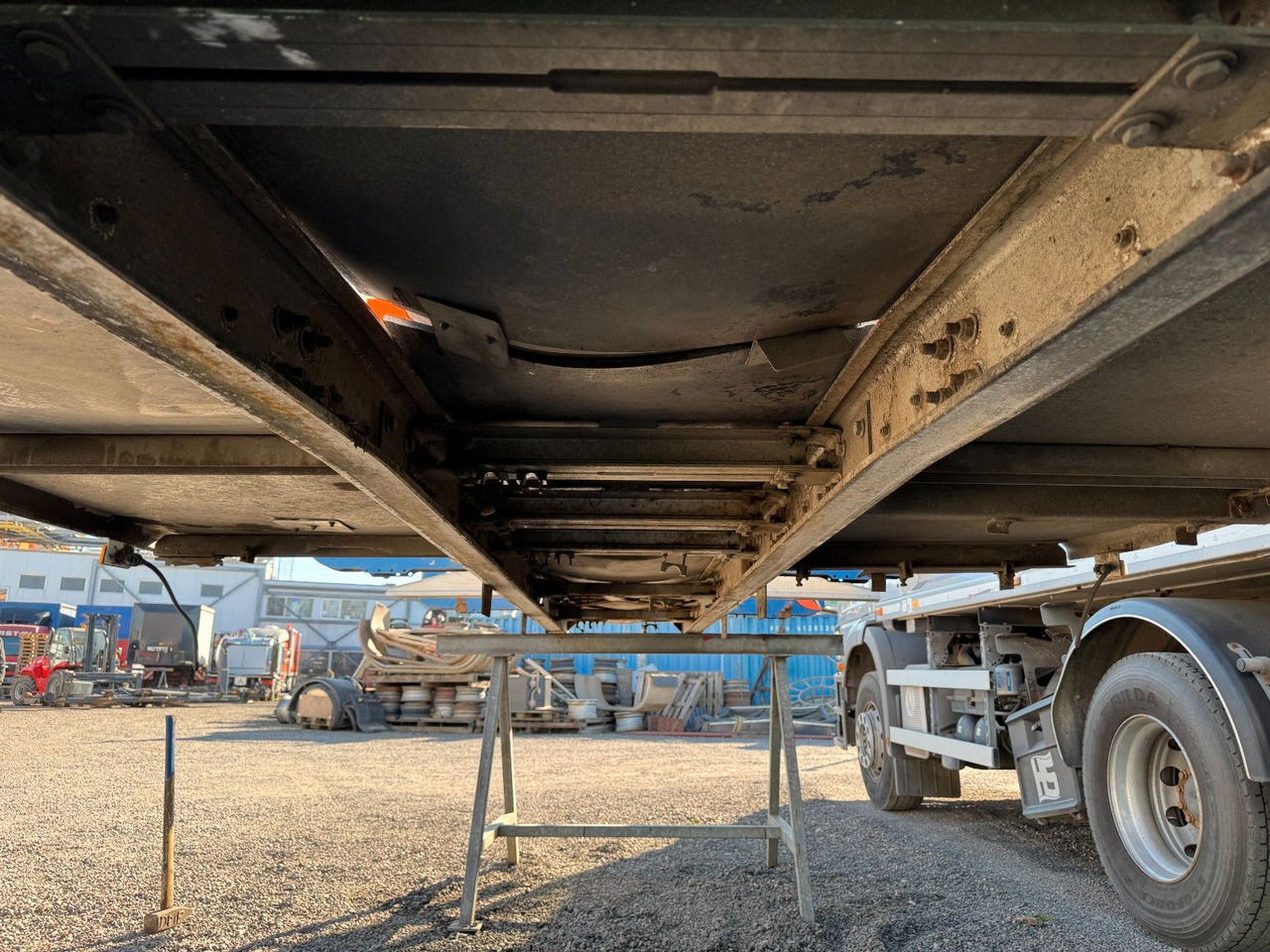 Camión grúa nuevo Holzwagenaufbau mit Rungen Aluminium: foto 6