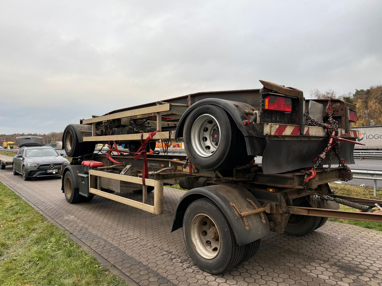 Hüffermann HSA 18.70 Schlittenabroller Containeranhänger 2x - Remolque multilift/ Portacontenedores de cadenas: foto 1 Hüffermann HSA 18.70 Schlittenabroller Containeranhänger 2x - Remolque multilift/ Portacontenedores de cadenas: foto 1