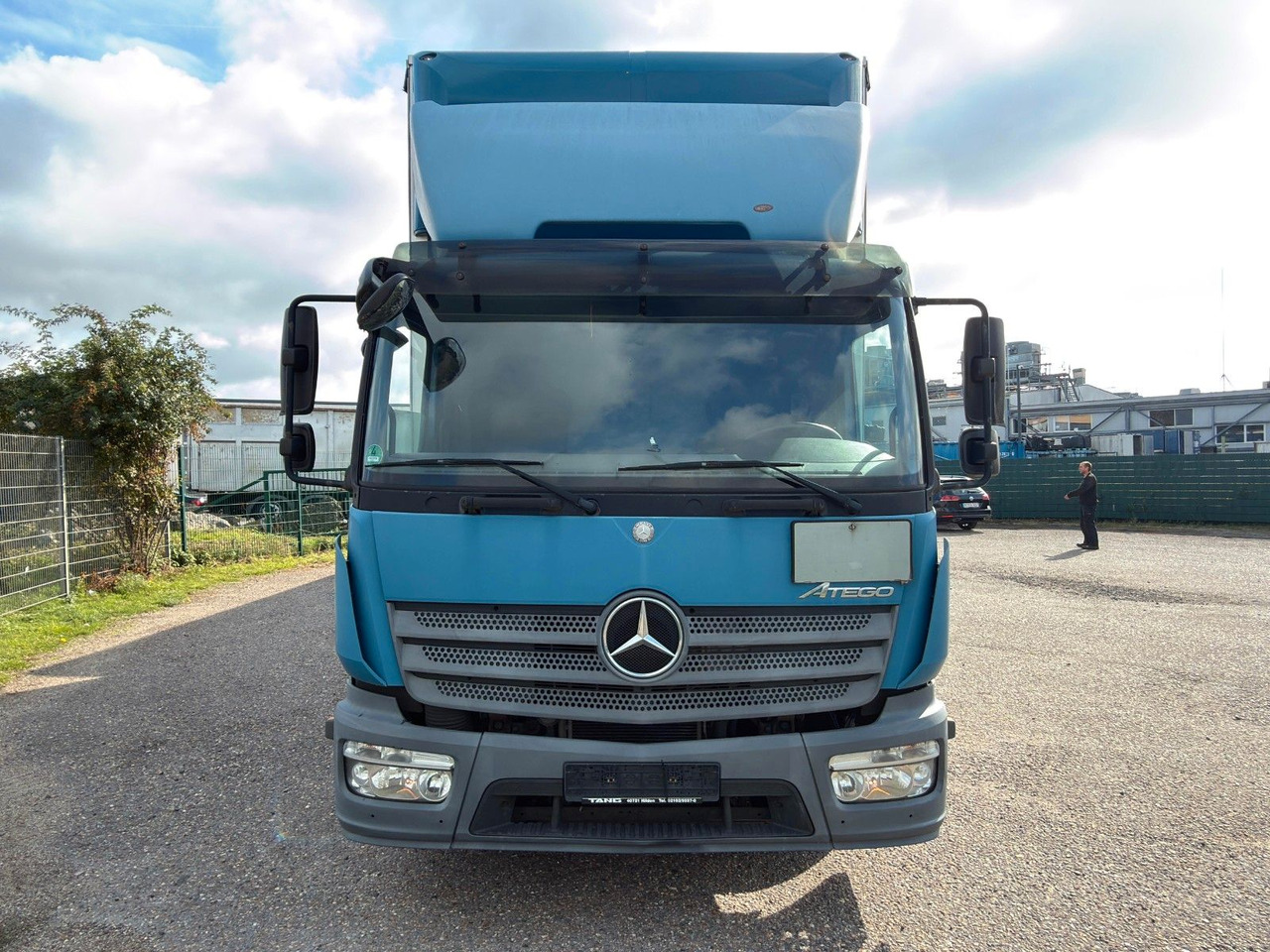 Mercedes-Benz 818 4X2 Pritsche & Plane & Tang Pritsche & Plane Mercedes-Benz 818 4X2 Pritsche & Plane & Tang Pritsche & Plane - Furgoneta con lona: foto 4 Mercedes-Benz 818 4X2 Pritsche & Plane & Tang Pritsche & Plane Mercedes-Benz 818 4X2 Pritsche & Plane & Tang Pritsche & Plane - Furgoneta con lona: foto 4