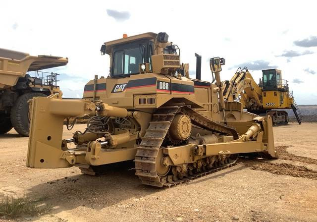 CAT D8R - Bulldozer: foto 3 CAT D8R - Bulldozer: foto 3