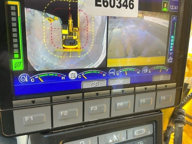 Excavadora de cadenas Komatsu HB365LC-3E0: foto 16