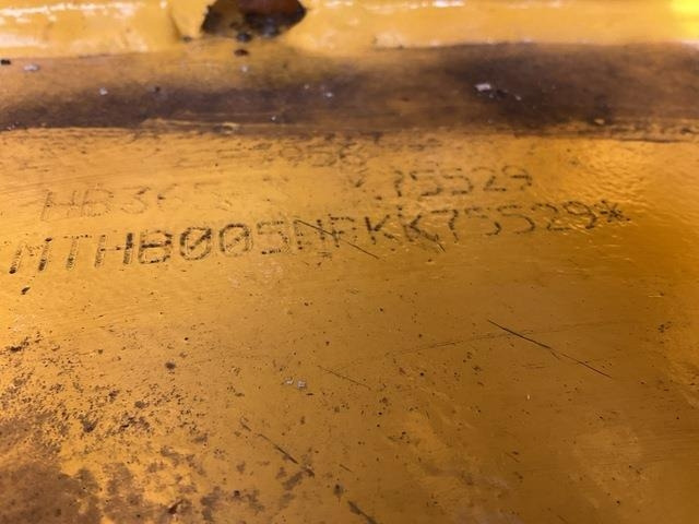 Excavadora de cadenas Komatsu HB365LC-3E0: foto 8