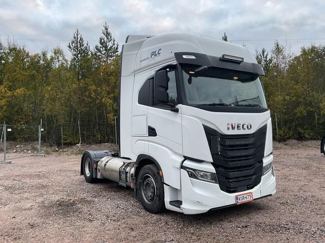 Iveco S-Way 460 LNG - Cabeza tractora: foto 4 Iveco S-Way 460 LNG - Cabeza tractora: foto 4