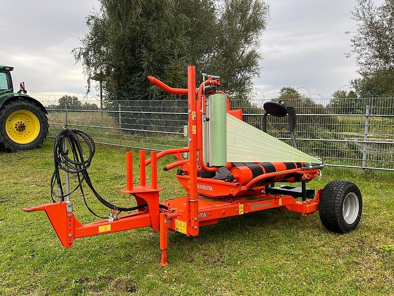 Kubota WR 1400 C - Encintadora de pacas: foto 4 Kubota WR 1400 C - Encintadora de pacas: foto 4