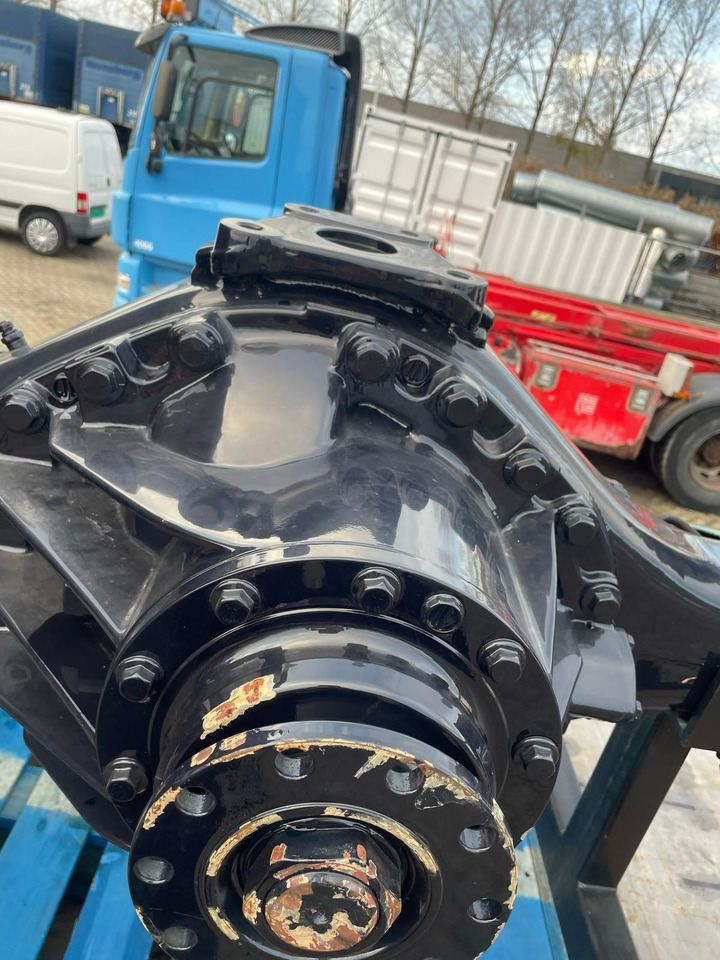 DAF vooras + achteras aandrijfas voor DAF 85/95 vrachtwagen - Eje y piezas para Camión: foto 5 DAF vooras + achteras aandrijfas voor DAF 85/95 vrachtwagen - Eje y piezas para Camión: foto 5