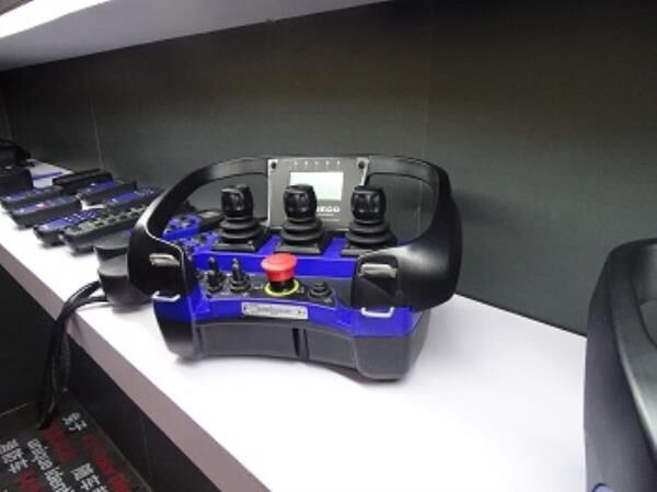 Kontrol Panalleri - Salpicadero para Excavadora: foto 1 Kontrol Panalleri - Salpicadero para Excavadora: foto 1