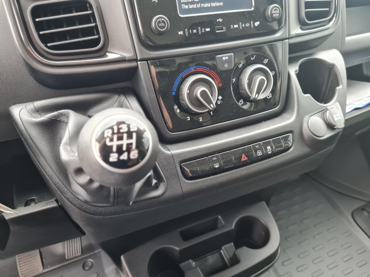 Furgoneta pequeña Fiat Ducato 30 Kasten L1H1 KLIMA PDC REGALE TEMPOMAT: foto 16