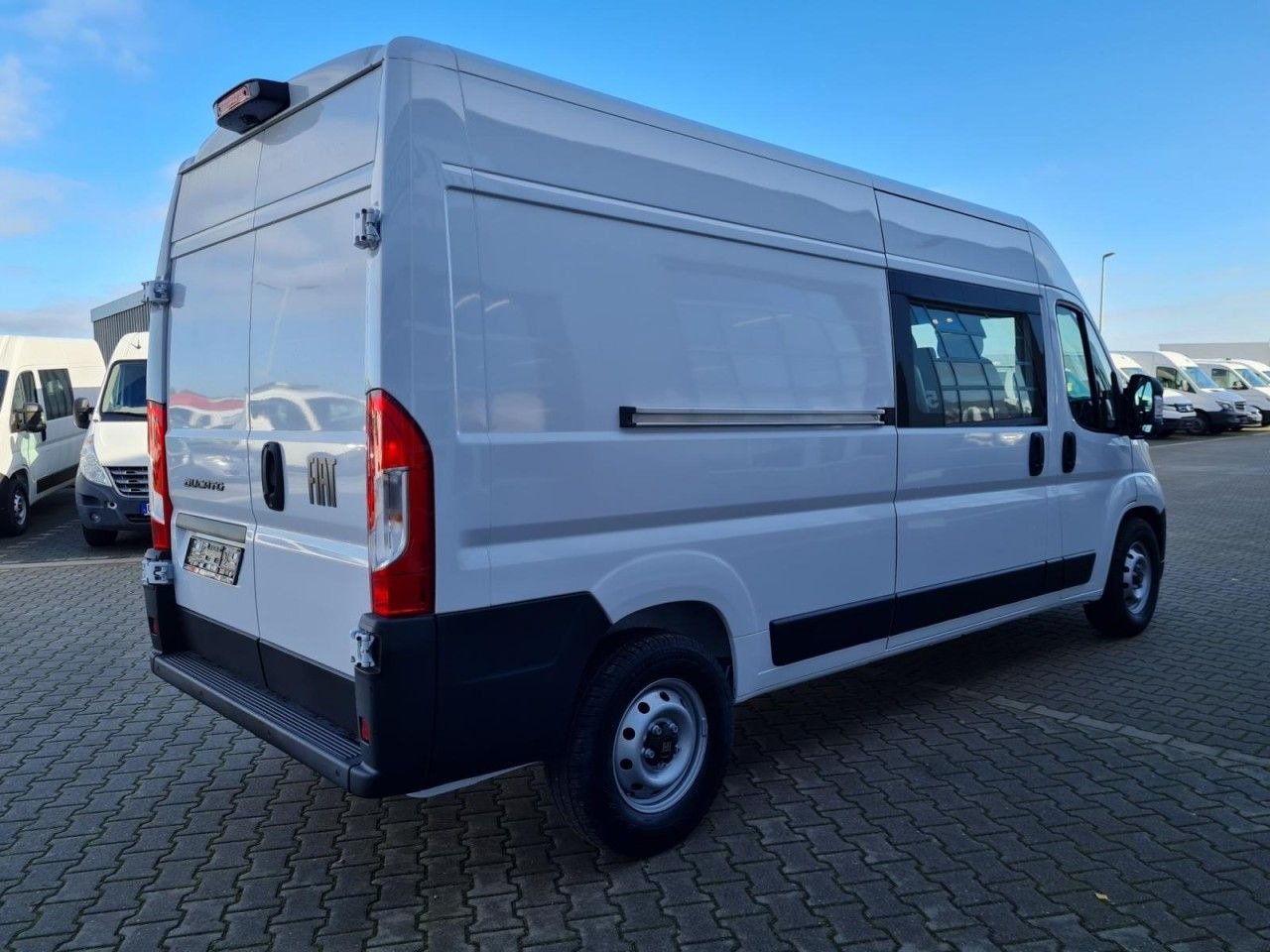Fiat Ducato 35 Kasten Doka 6-Sitze L3H2 AG KLIMA Navi - Furgón, Furgoneta combi: foto 4 Fiat Ducato 35 Kasten Doka 6-Sitze L3H2 AG KLIMA Navi - Furgón, Furgoneta combi: foto 4